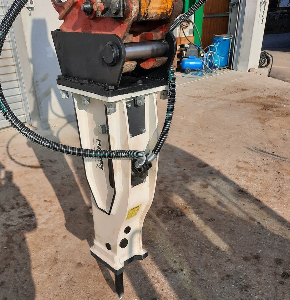 N Hydraulikhammer 3t mieten bei Harald Brückl dermietbagger – 2