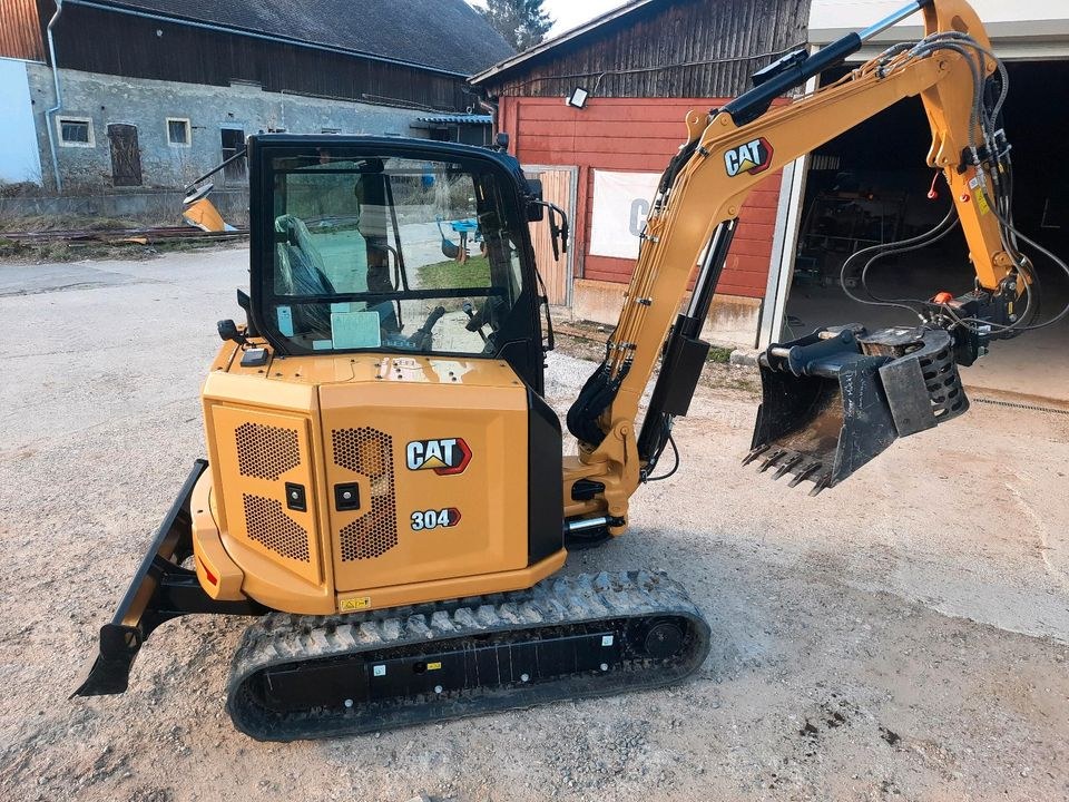 Minibagger 4 5 t CAT Yanmar Kubota Bagger mieten in Bad Abbach – 2