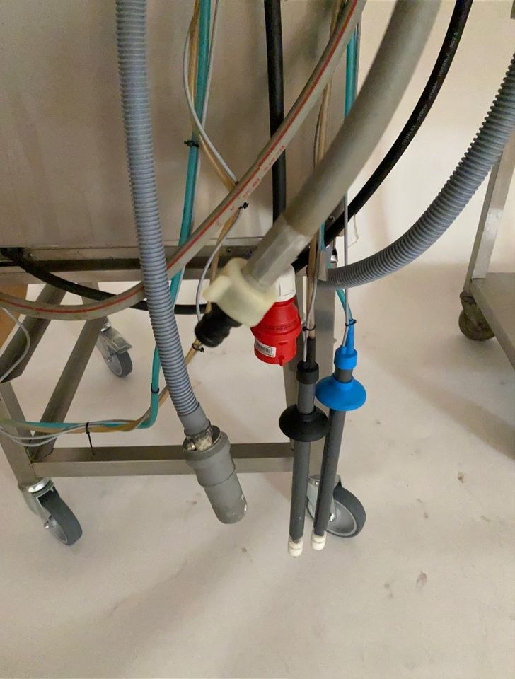 Profi Geschirrspülmaschine Winterhalter UC XL mieten in Offenbach – 3