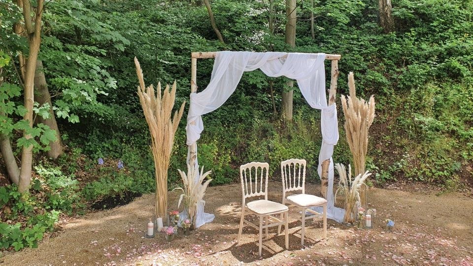 Traubogen freie Trauung Birke Holz Hochzeitsdeko mieten in Mechernich
