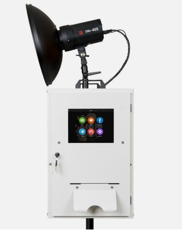 Fotobox Drucker Requisiten mieten bei Die Mi(e)tmenschen – 4