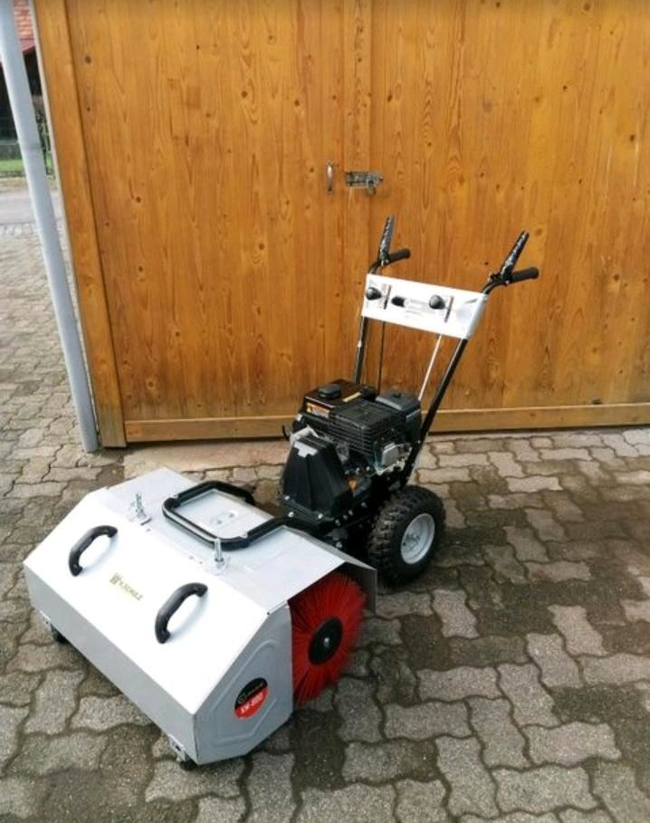 Kehrmaschine mieten in Spangenberg – für gründliche Reinigung