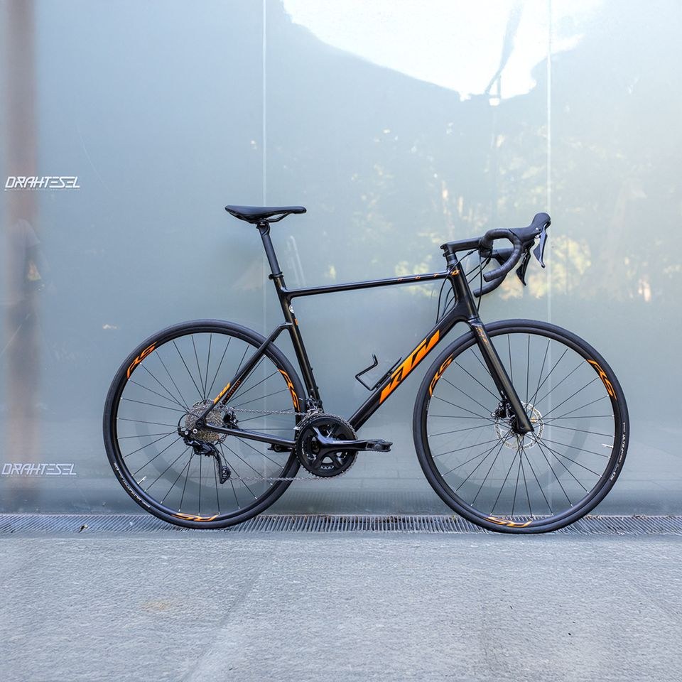 dir dein KTM Rennrad mieten in Centrum – das Besondere