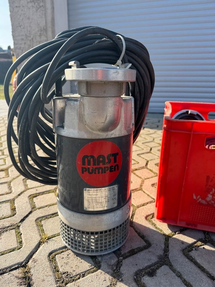 Schmutzwasserpumpe Bautrockner mieten bei DS Vermietung – 2