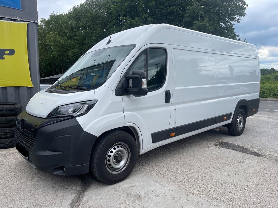 Transporter Sprinter Boxer Bus Autonatik mieten bei Eagle