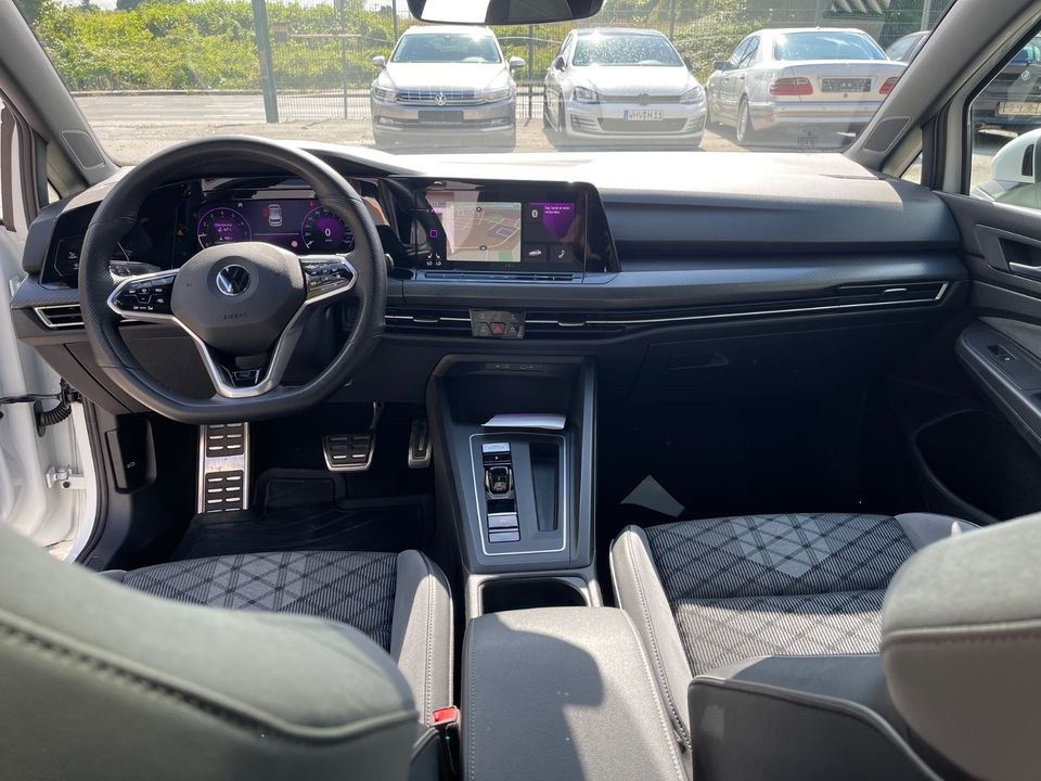 VW Golf 8 R Line PKW mieten bei Eagle – fair mieten – 3