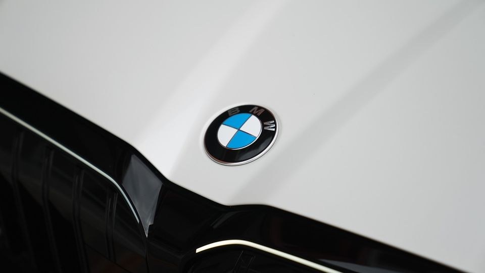 BMW 5er 540d M Sportpaket Mietwagen Luxus mieten bei EAGLE RENT – 4