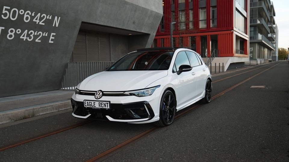 VW Golf R Performance Sportwagen mieten bei EAGLE RENT