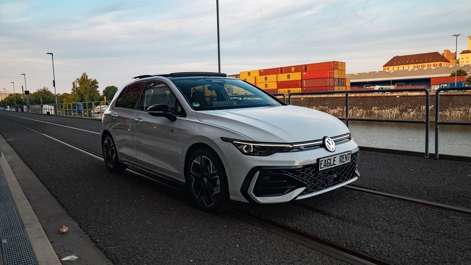 VW Golf R Line mieten bei EAGLE RENT – fair mieten – 3