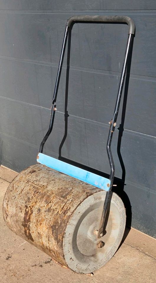 Rasenwalze Walze 100kg Rasen walzen Handwalze mieten