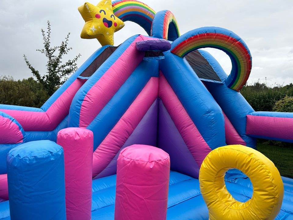 Hüpfburg Einhorn Kindergeburtstag mieten in Großenwiehe – 3