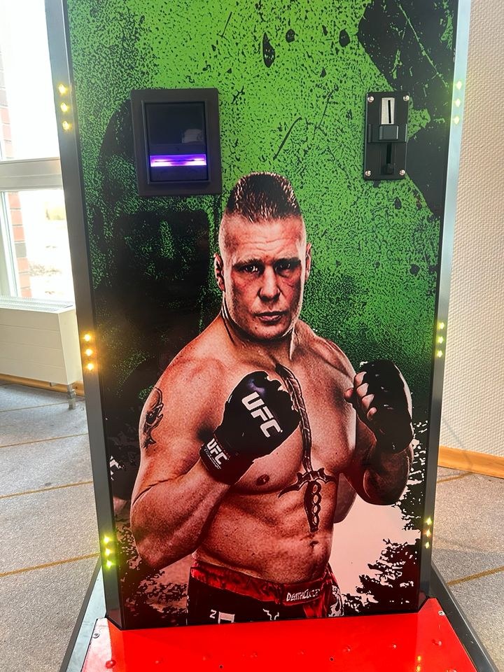 Boxautomat mieten in Großenwiehe – Action für Ihr Event – 4