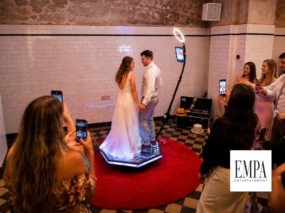Booster 360° VideoBooth mieten in Korschenbroich – für jedes Wetter – 3