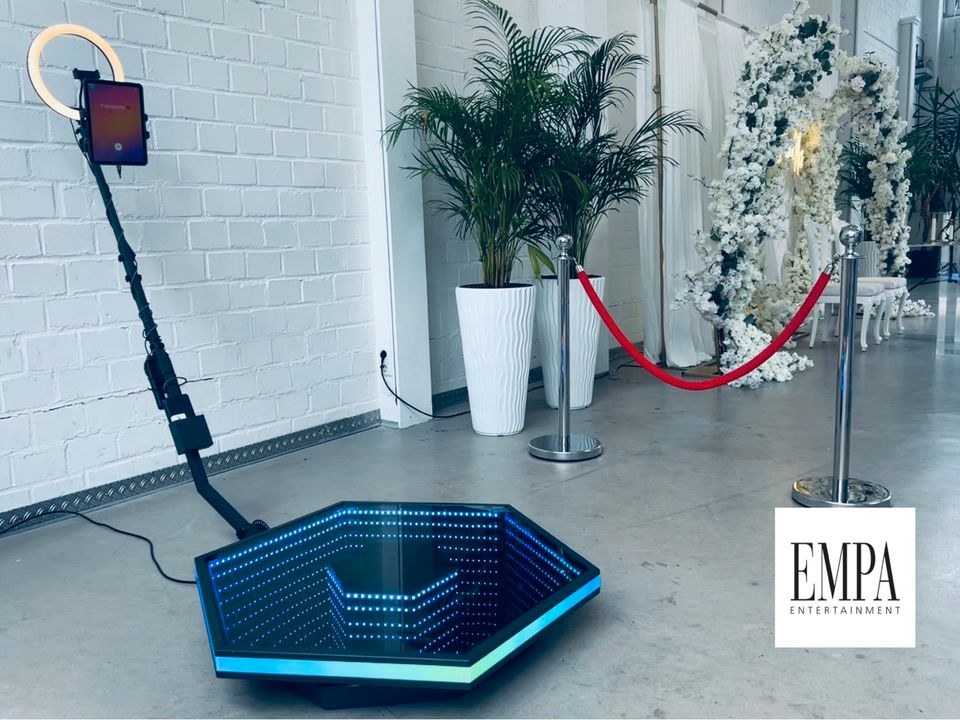 Booster 360° VideoBooth mieten in Korschenbroich – für jedes Wetter – 4