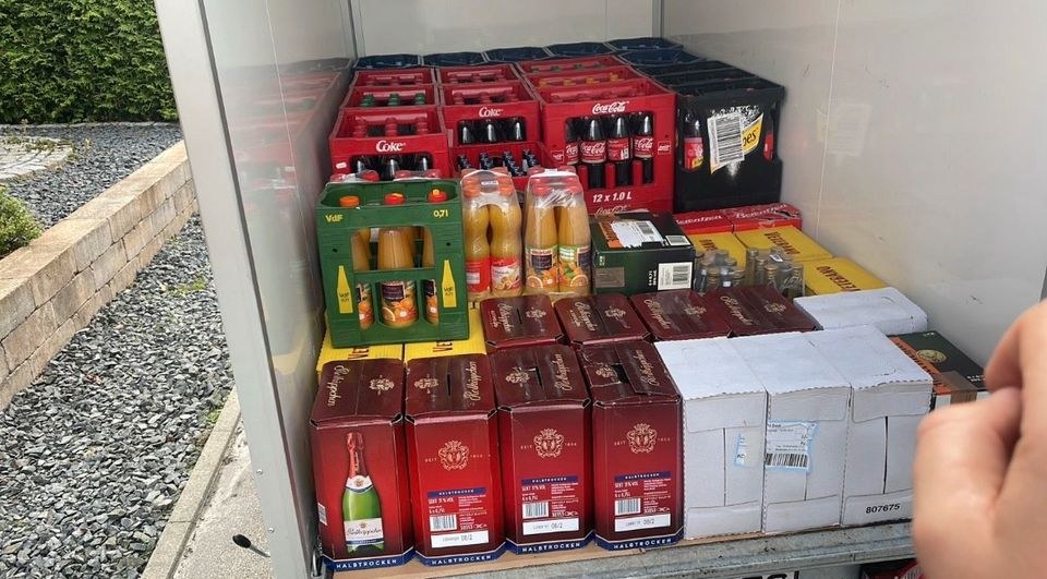 Kühlwagen Kühlanhänger mieten bei E&T Vermietungen – für Fest & Markt – 4