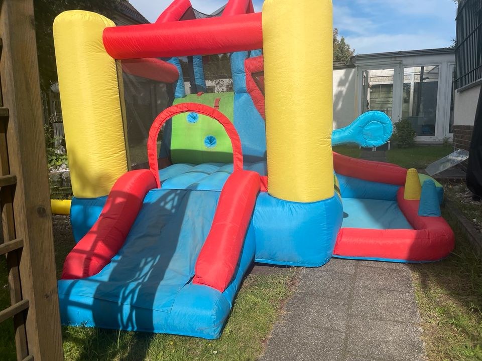 XL Hüpfburg Spielparadies mieten in Köpenick – Hüpfspaß für jede Feier – 2