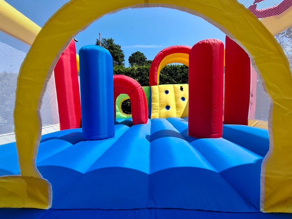 XXL Hüpfburg Crazy Jumper mieten in Köpenick – Hüpfspaß für jede Feier – 3