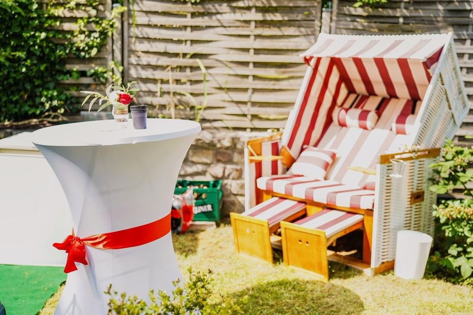 Stehtische 60cm 80cm Hussen o mieten in Köpenick – für Empfang & Party – 2