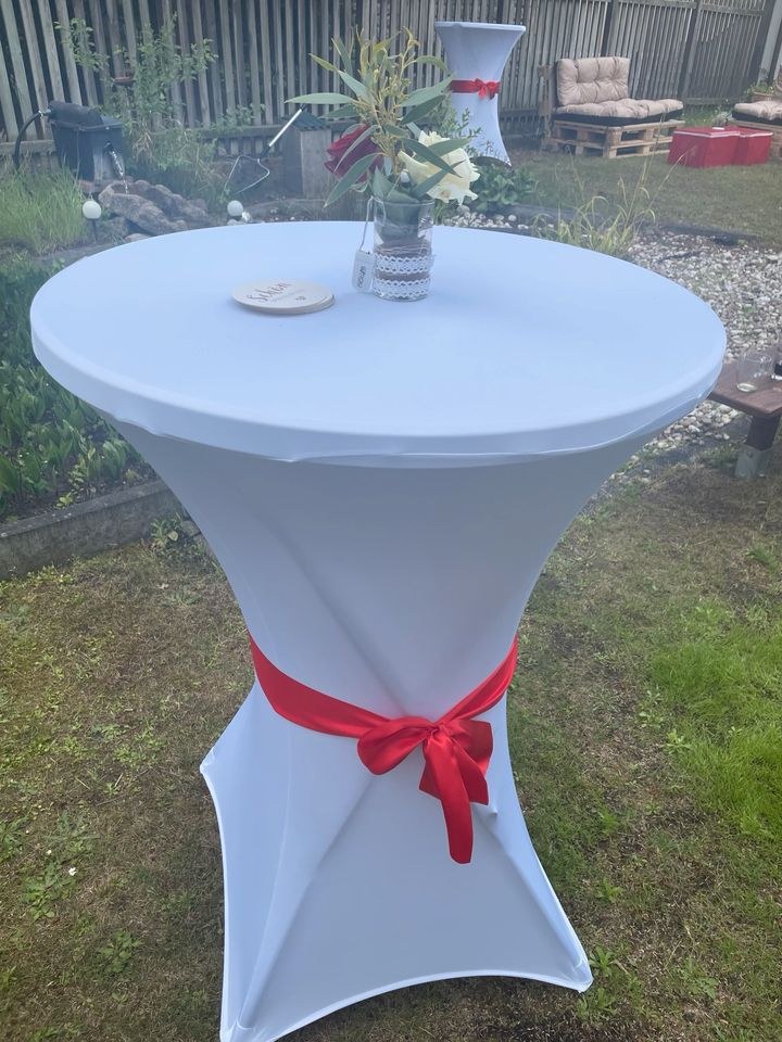 Stehtische 60cm 80cm Hussen o mieten in Köpenick – für Empfang & Party