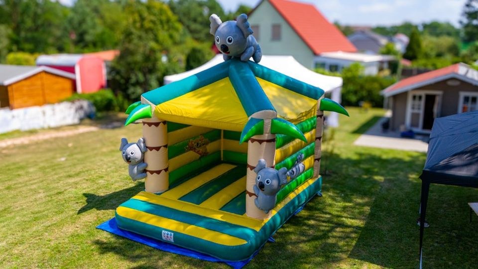 Koala Hüpfburg Feiern mieten bei Event Paradies Nimaro – 4