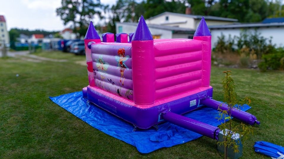 Feen Hüpfburg Feiern mieten bei Event Paradies Nimaro – 2