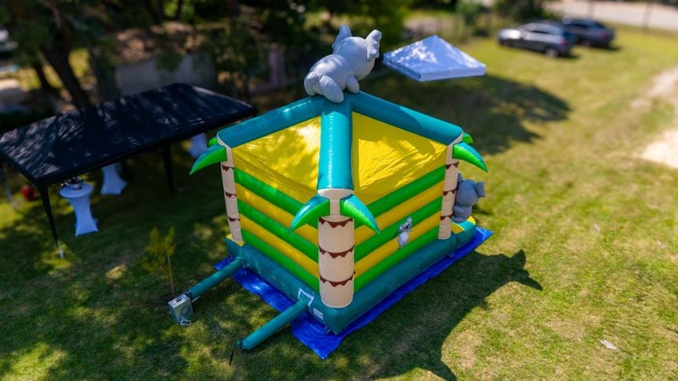 Koala Hüpfburg Feiern mieten bei Event Paradies Nimaro – 3