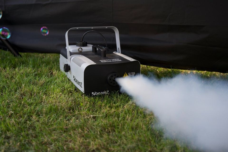 Nebelmaschine Geburtstage Feiern mieten bei Event Paradies Nimaro – 4