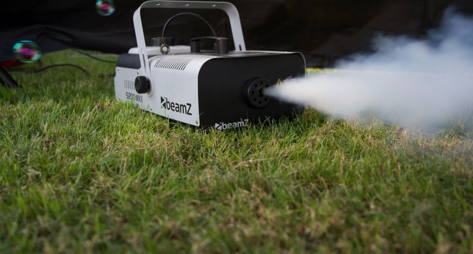 Nebelmaschine Geburtstage Feiern mieten bei Event Paradies Nimaro – 2