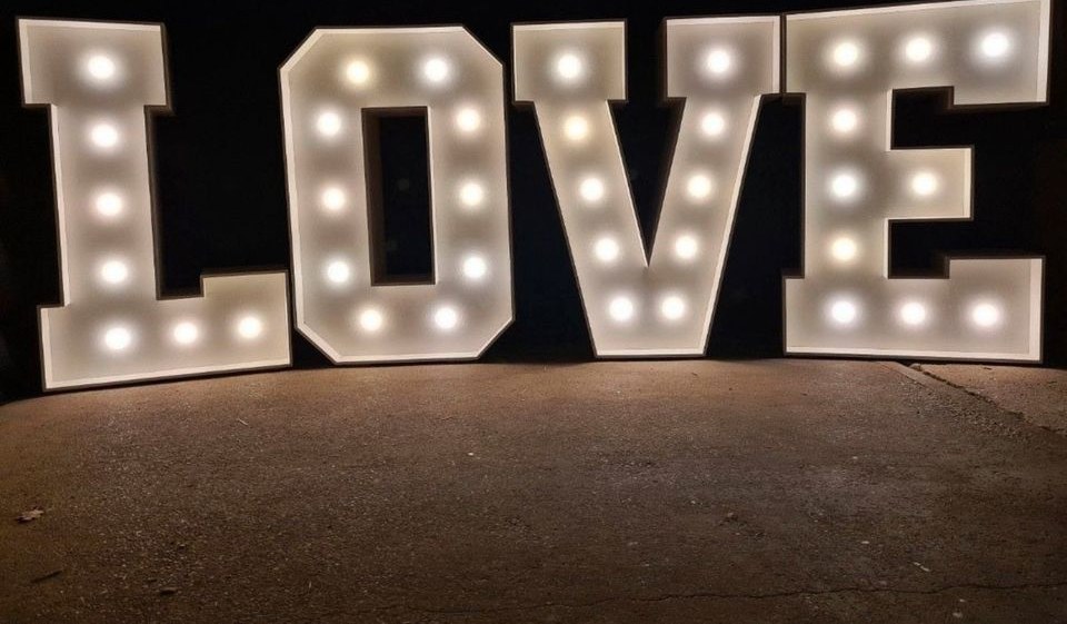 XXL LOVE Buchstaben Verlobung mieten bei Event Paradies Nimaro – 3