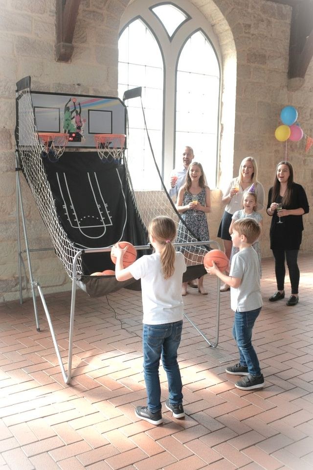 Basketball Spiel Polterabend Kinder DJ mieten bei EventFULDAys – 2