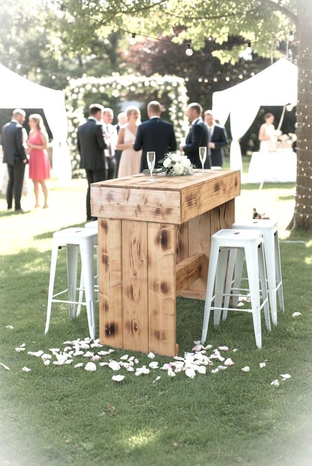 Stehtisch Palettenmöbel Palette Holz mieten bei EventFULDAys – 2