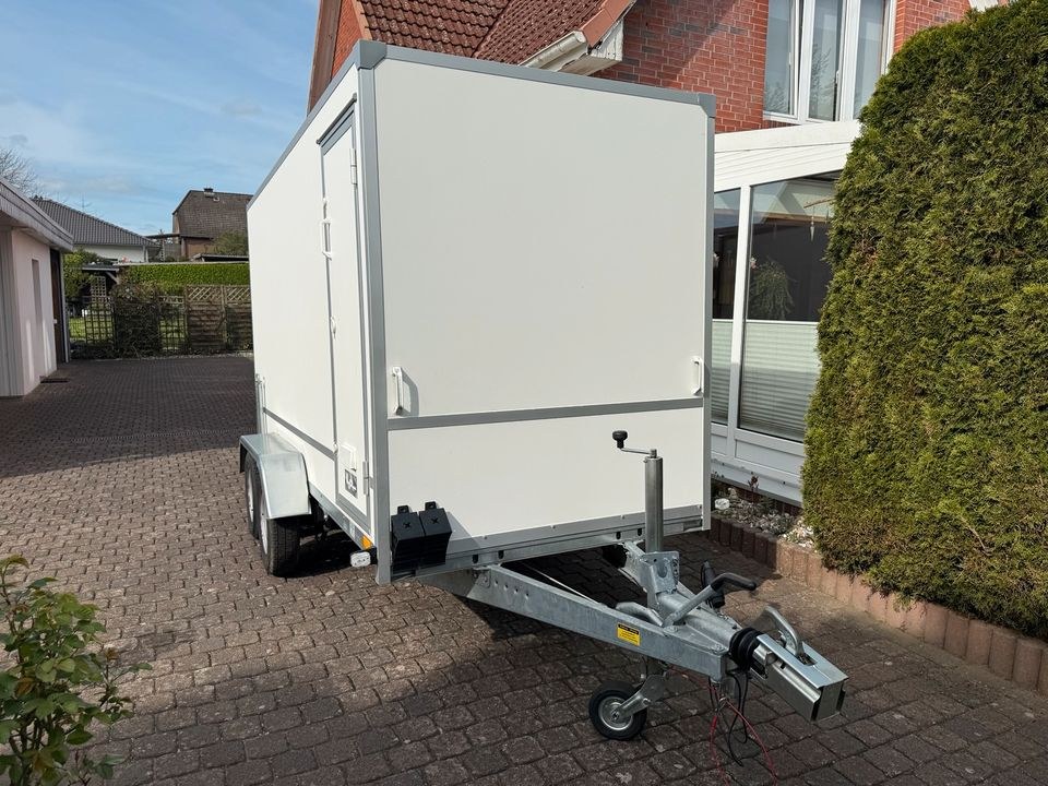 Anhänger Kofferanhänger 2700kg Umzug mieten bei Eventify – 3
