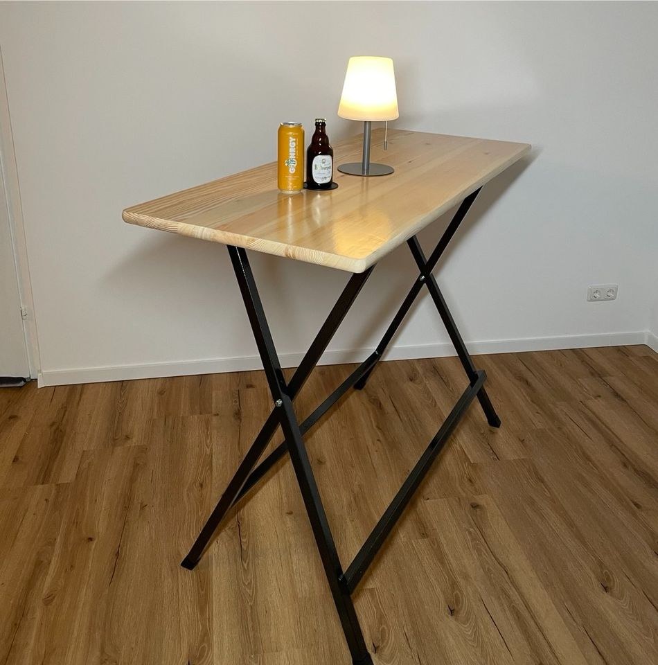 Großer Stehtisch Holzplatte Empfang mieten in Schleiden – 2