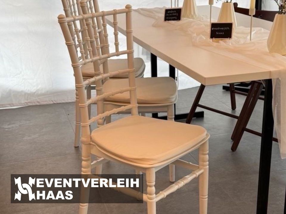 Chiavari Stuhl weiß inkl Sitzkissen mieten in Schleiden