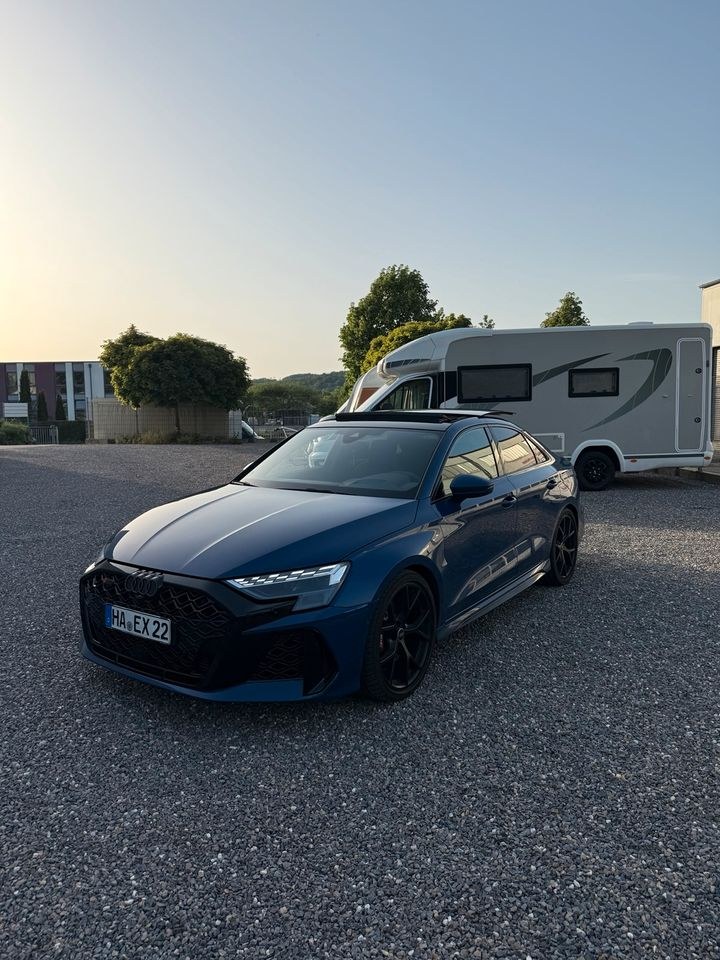 Sportwagen mieten bei Excellence Autovermietung – Fahrspaß auf Zeit – 3