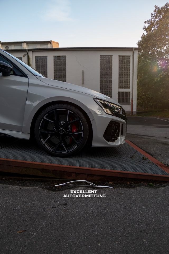 Audi RS3 Sedan 400 PS Sportwagen Hochzeitswagen mieten in Kirchlengern – 4