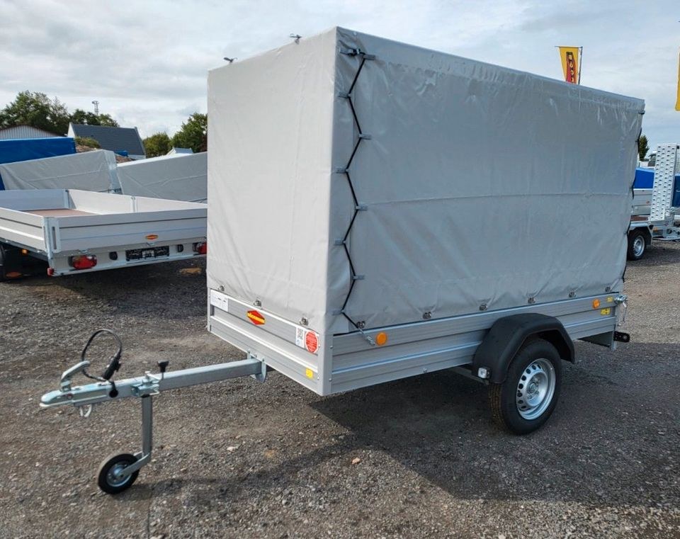 PKW Anhänger Plane Planenanhänger 750kg mieten in Uplengen – 2