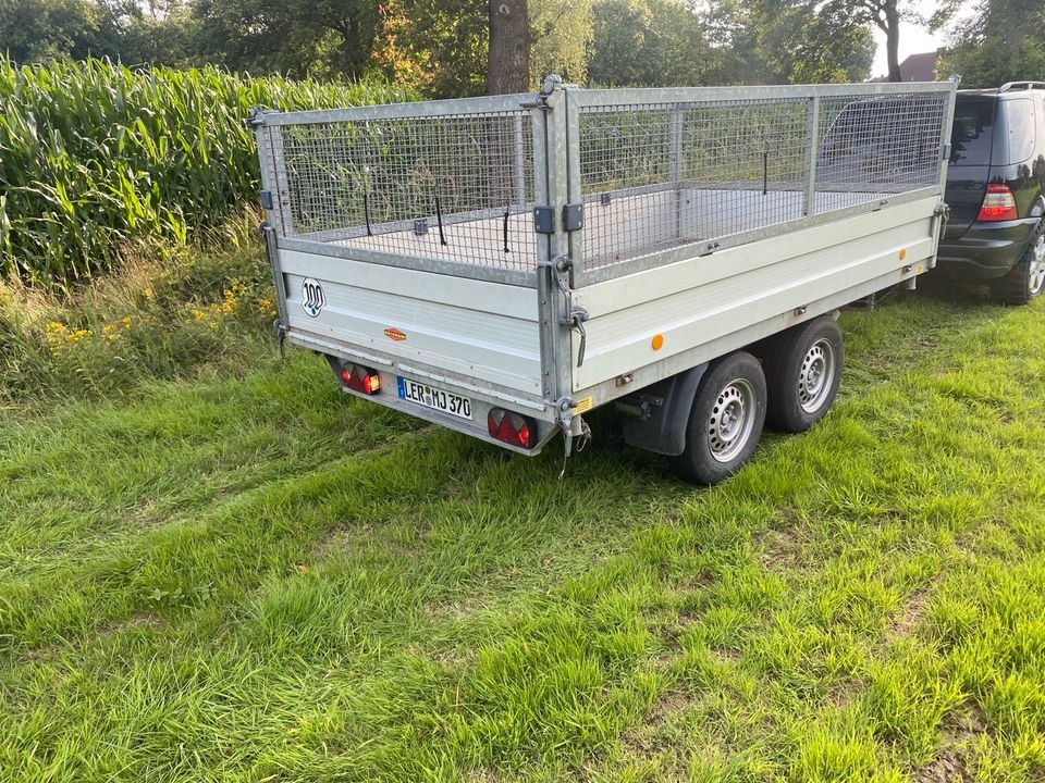 Kipper Anhänger Dreiseitenkipper mieten in Uplengen – 2