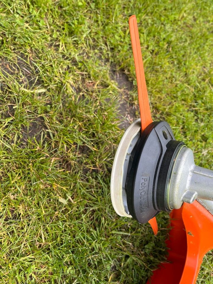 Stihl Freischneider Motorsense mieten in Uplengen – 4