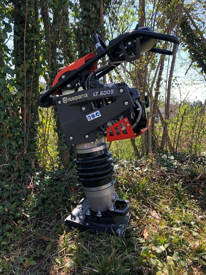 VIBRATIONSSTAMPFER Hopser Verdichter mieten in Aidlingen