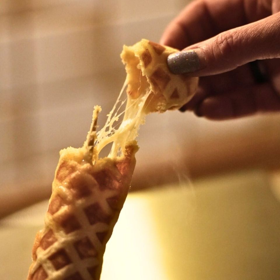 Corn Dog Maker N Waffeln Stiel Waffel mieten in Deutsch Evern – 3