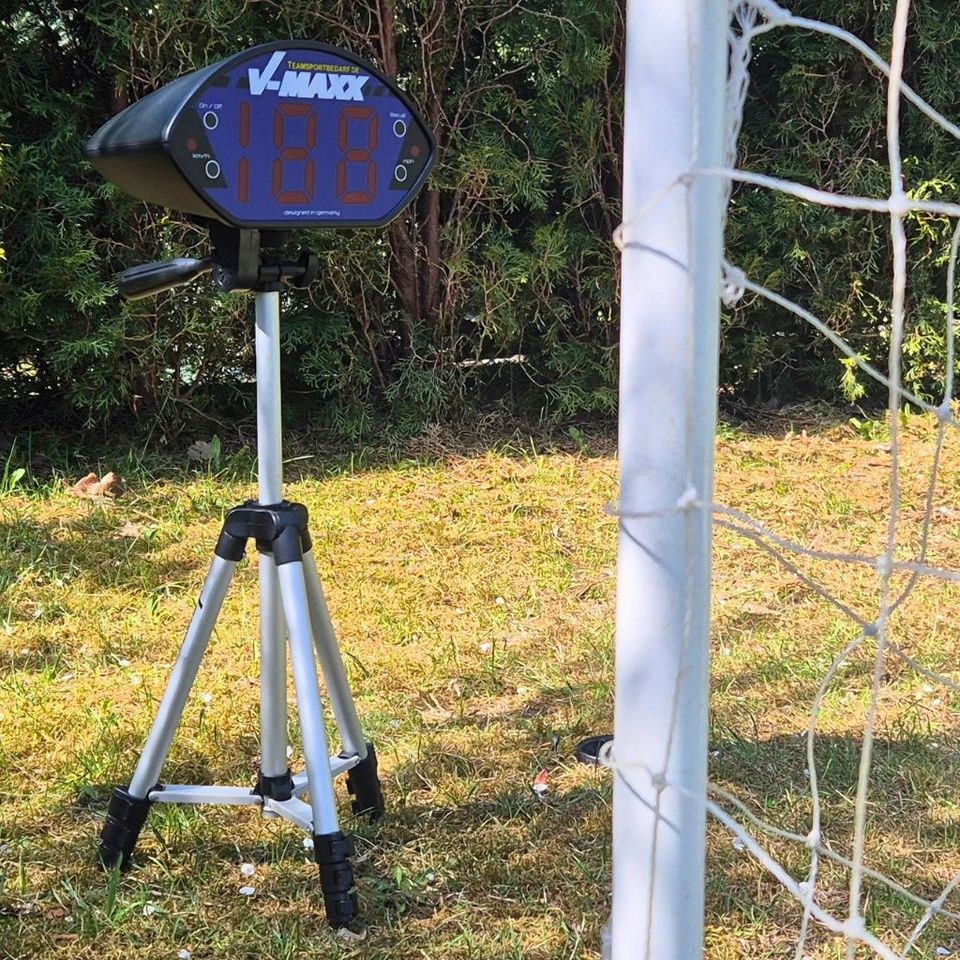 Speed Check Sportradar Geschwindigkeitsmesser mieten in Deutsch Evern – 4