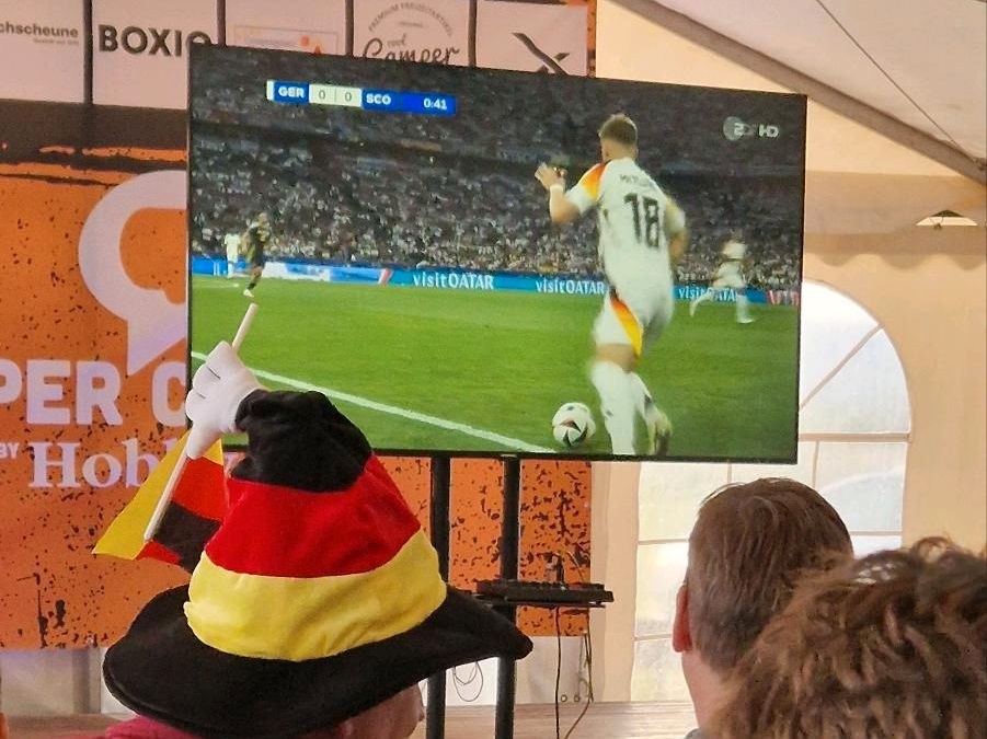 75 Zoll 190cm 4K UHD N Smart TV AndroidTV mieten in Deutsch Evern