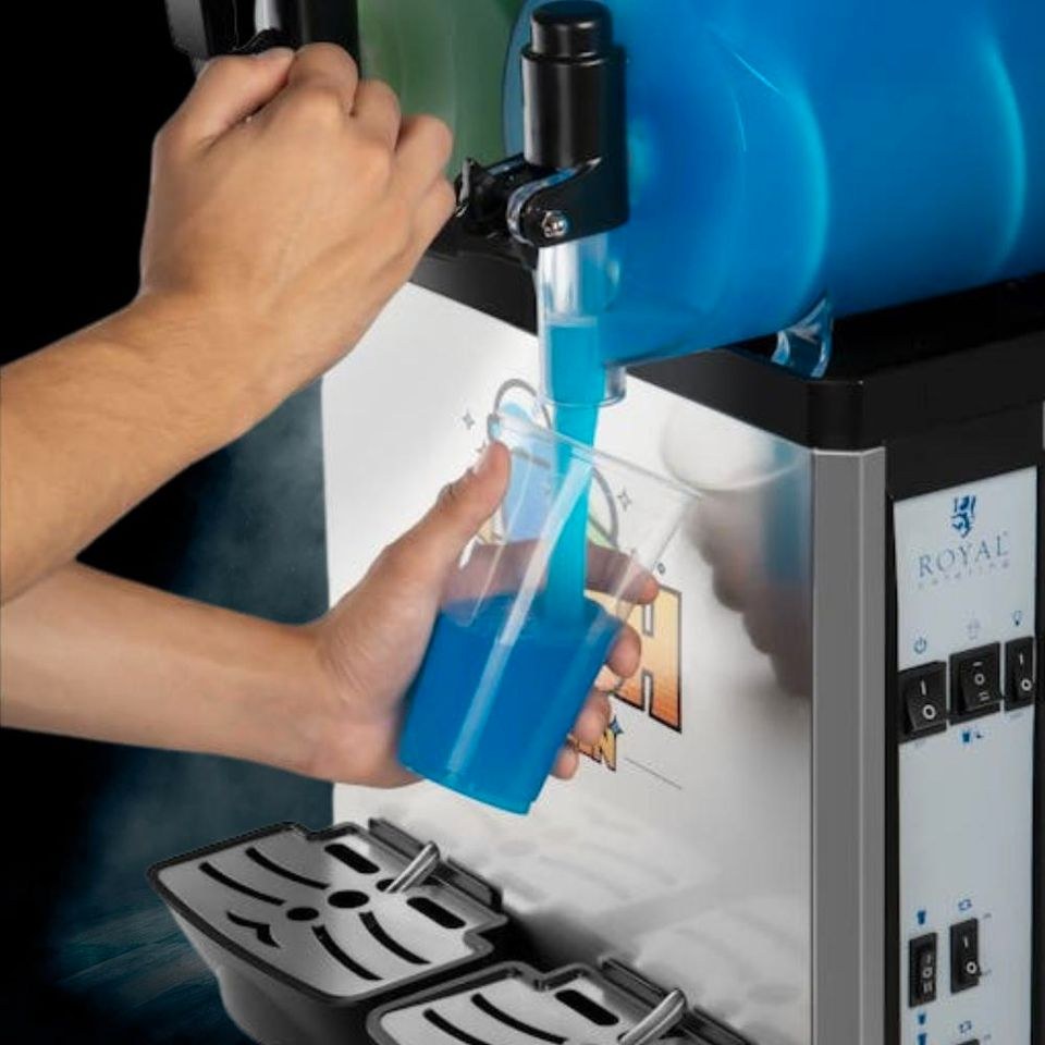 Slush Eis Maschine Lüneburg mieten bei Fetenkidz Events René Müller – 3