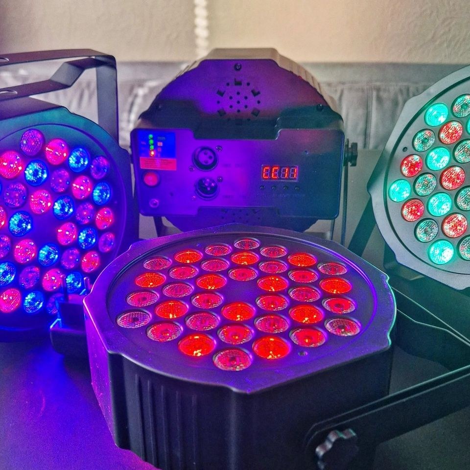 AKKU LED Strahler N DMX Sound Disco Bühnenlicht mieten – 2