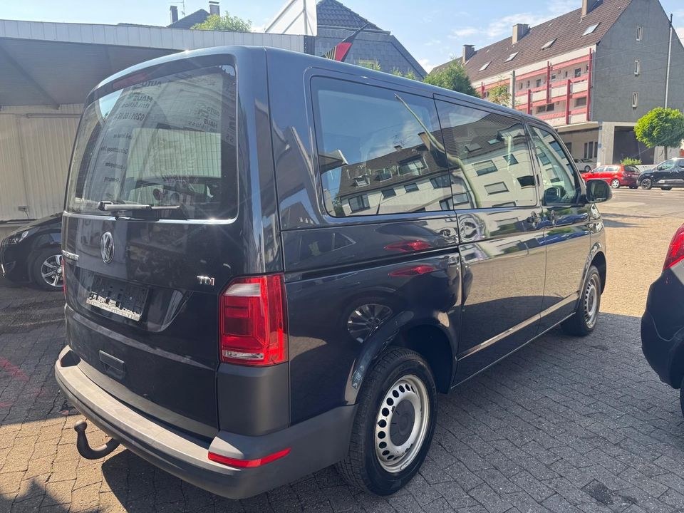 VW T6 9 Sitzer Automatik Bus Tag mieten in Essen – für Gruppe & Team – 3