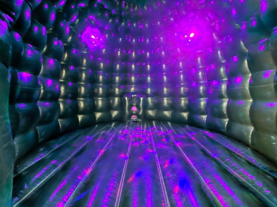 L Hüpfburg Disco mieten in Tellingstedt – Hüpfspaß für jede Feier – 2
