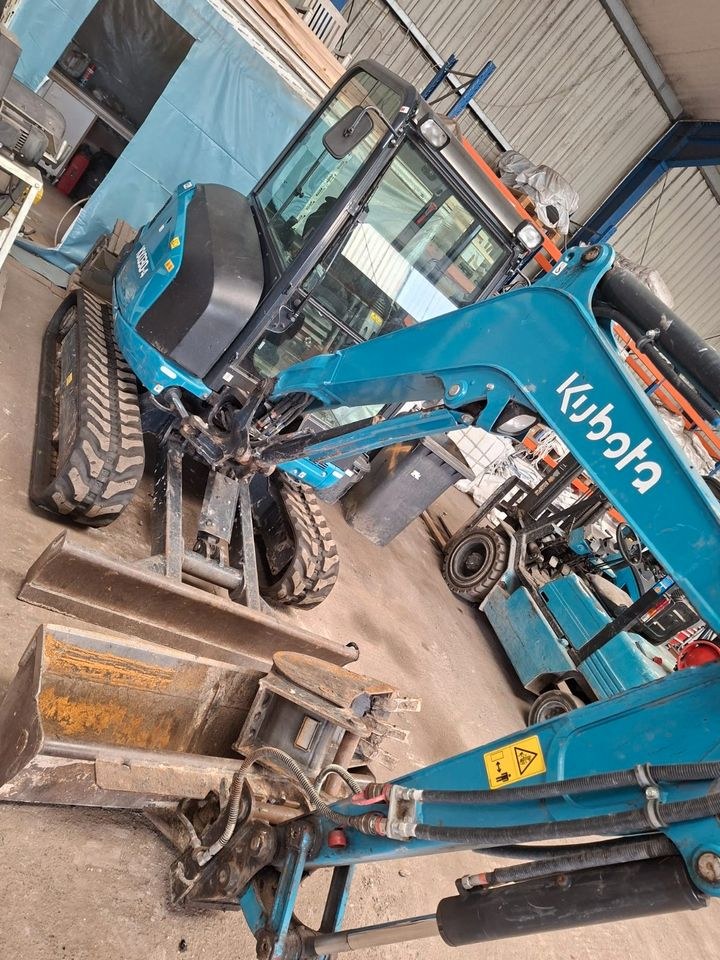 Kubota KX030 4 Minibagger Bagger mieten bei FNC – 3