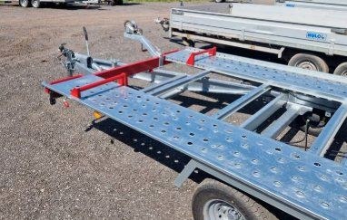 Autotrailer Anhänger mieten bei FNC – für den Fahrzeugtransport