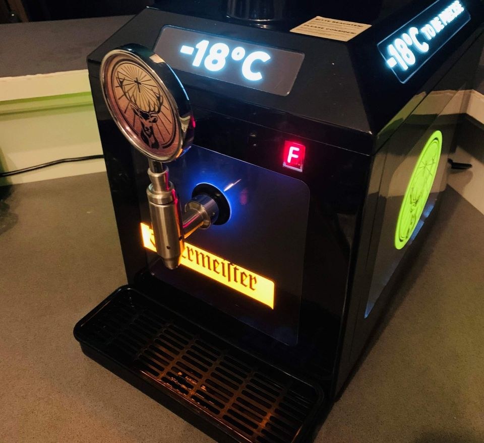 Jägermeister TAB Maschine Zapfanlage N mieten in Pinneberg